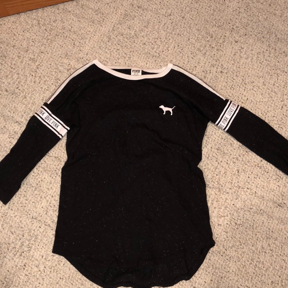 Black PINK vs shirt